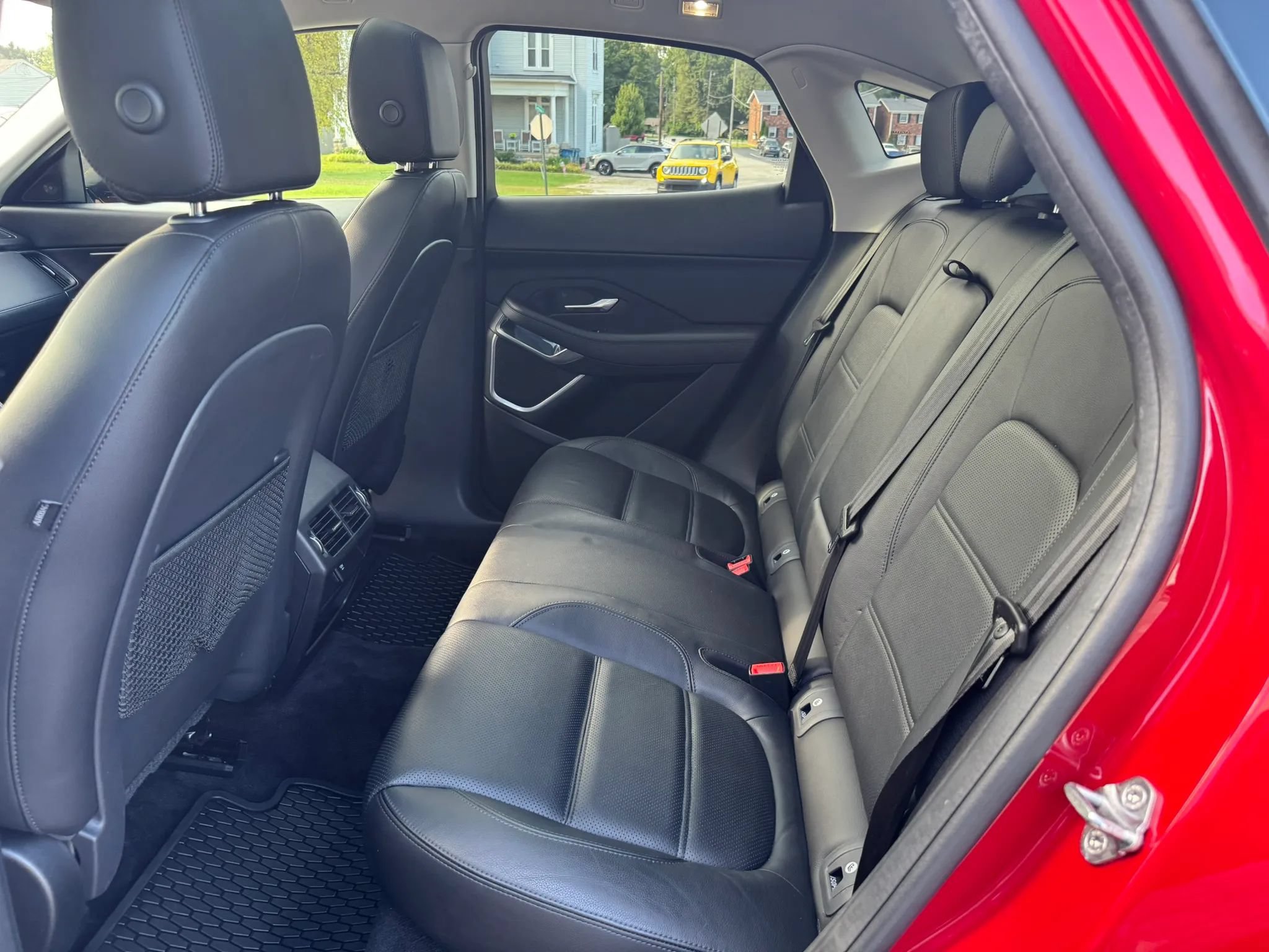 Used 2020 Jaguar E-PACE SE AWD/4WD image 29