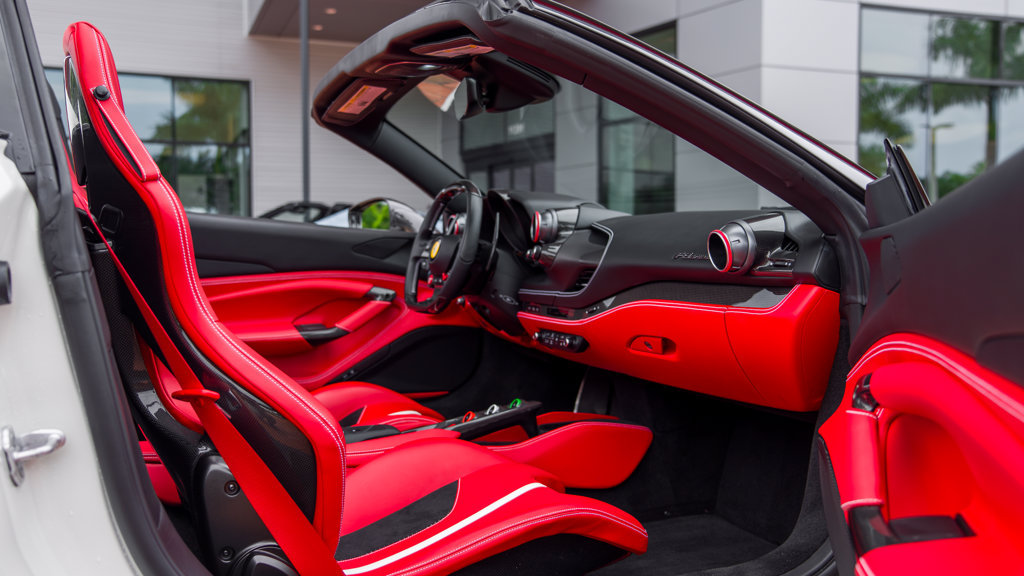 Used 2022 Ferrari F8 Tributo RWD image 24
