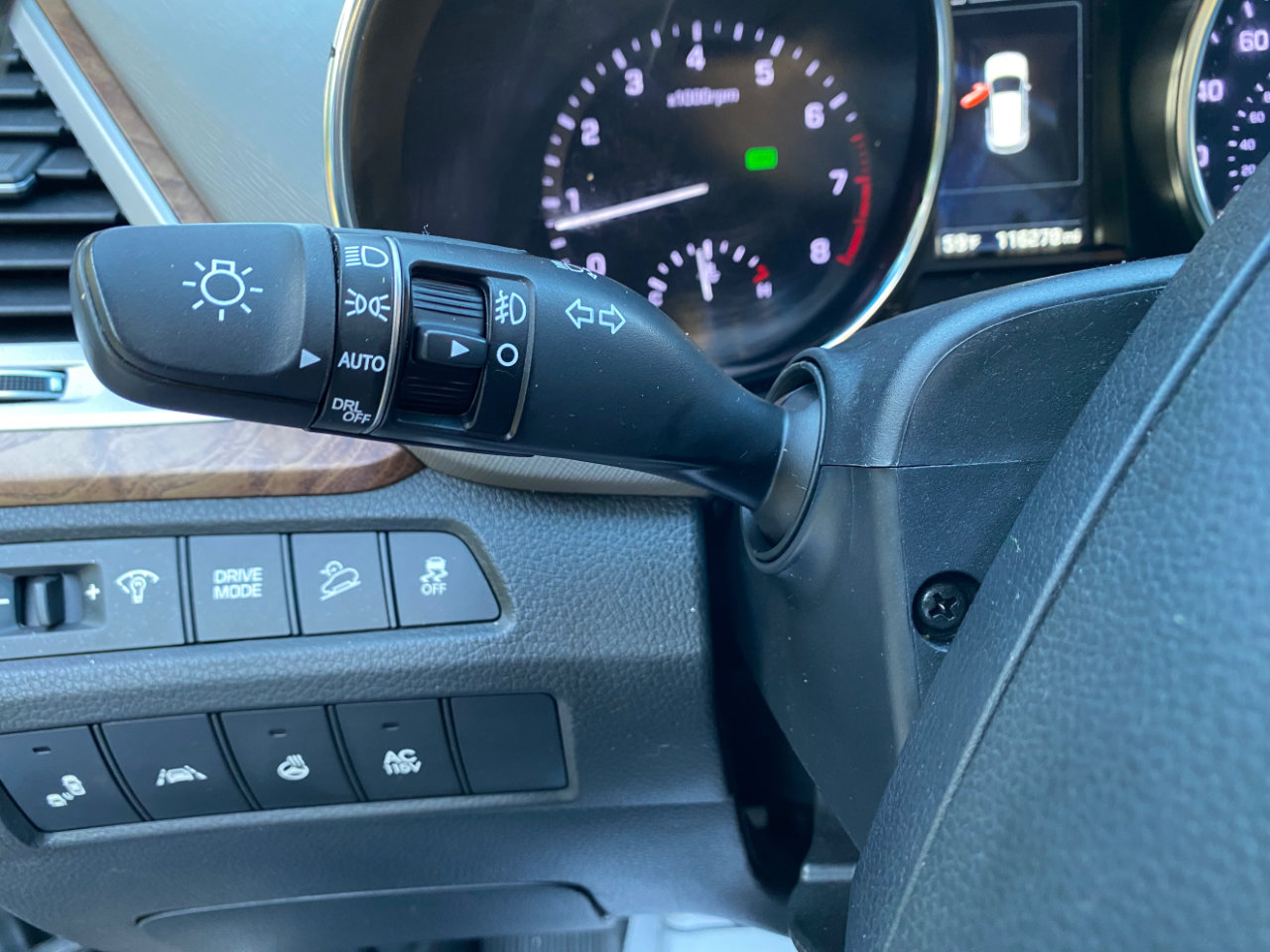 Used 2017 Hyundai Santa Fe SE Ultimate 3.3L Auto w/ SE Ultimate Tech Package 03 image 67