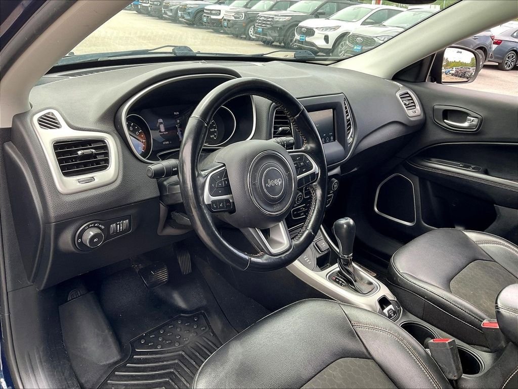 Used 2021 Jeep Compass Latitude w/ Convenience Group AWD/4WD image 8