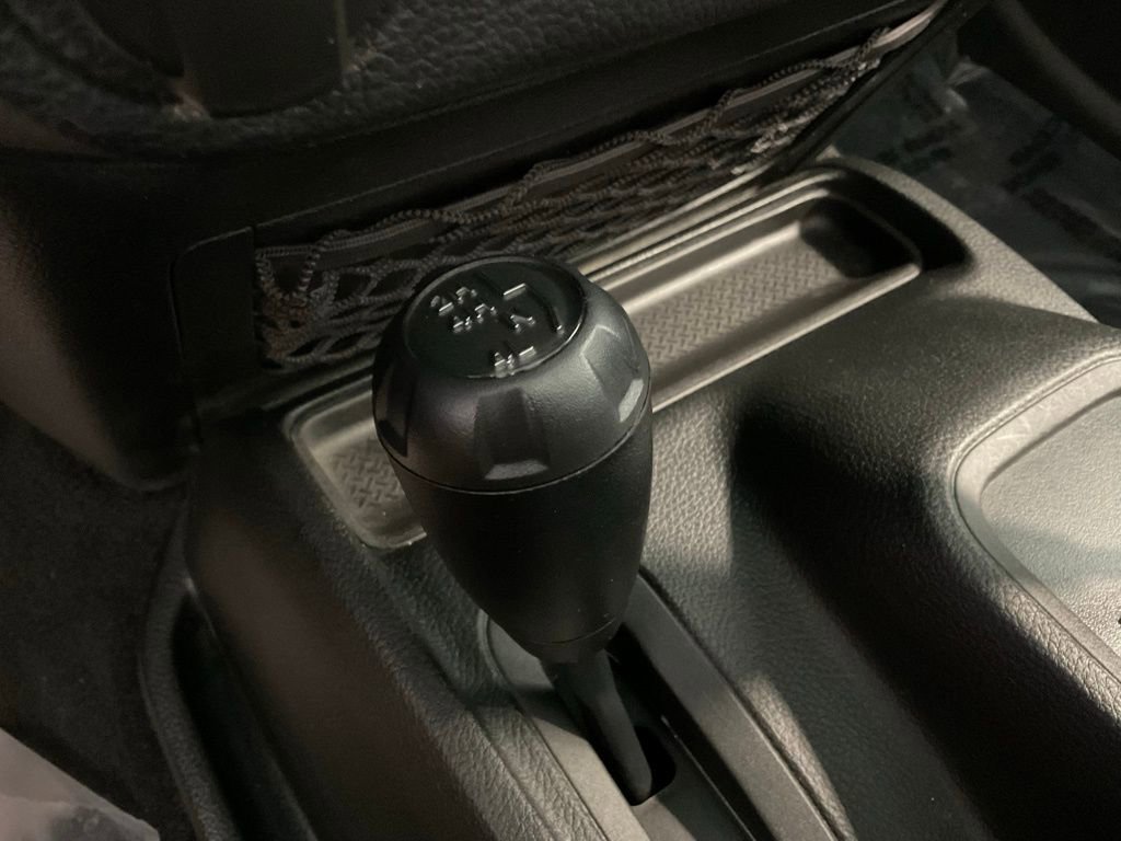 Used 2016 Jeep Wrangler Unlimited Sport image 16