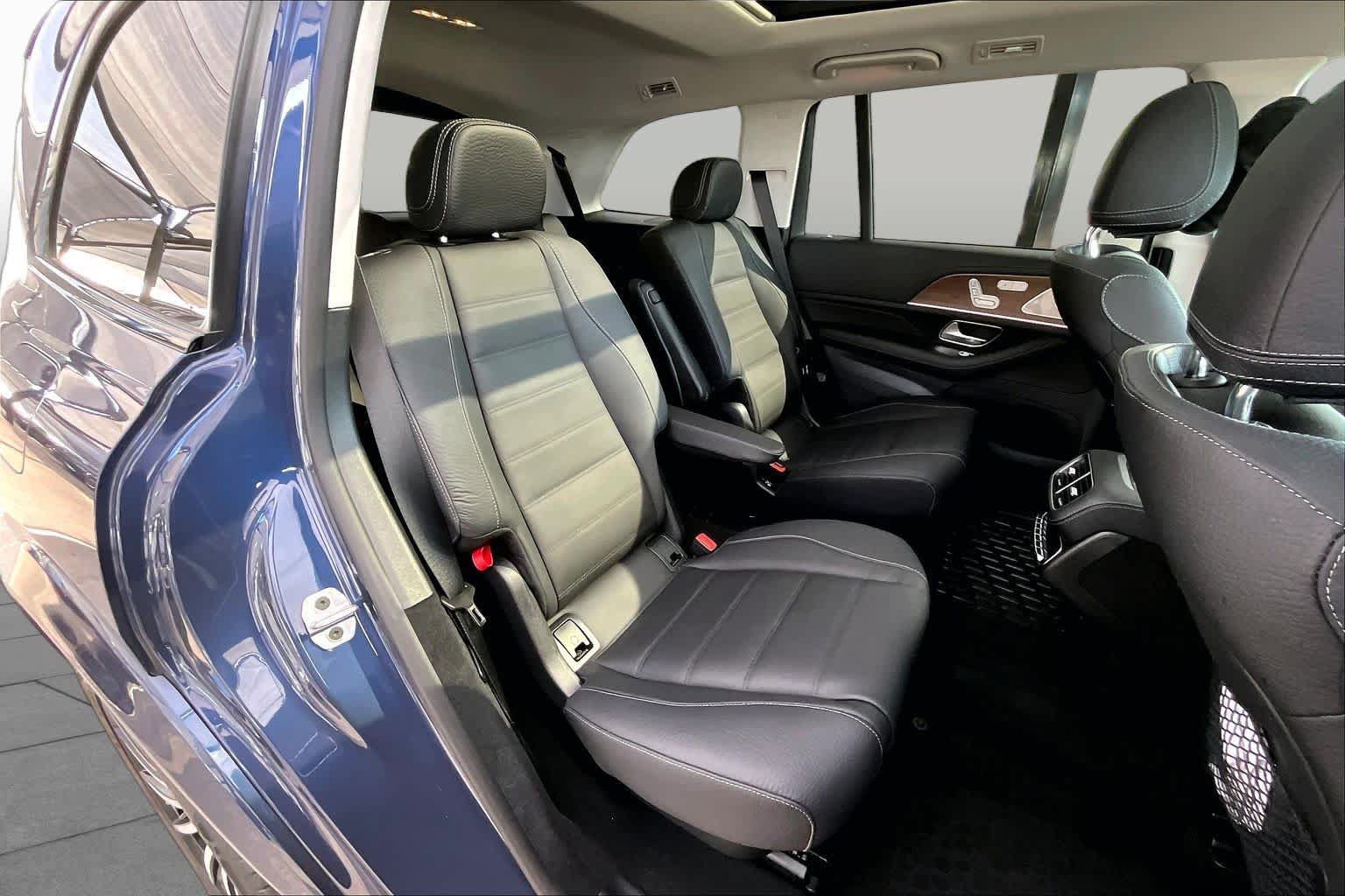 Used 2026 Mercedes-Benz GLS 450 4MATIC image 19