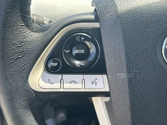 Used 2018 Toyota Prius Prime Advanced FWD image 22