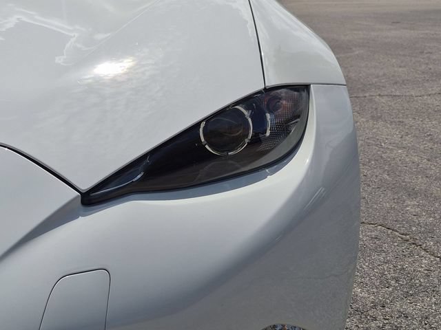 Used 2020 MAZDA MX-5 Miata Sport RWD image 10
