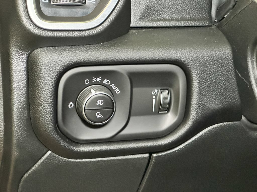 New 2026 RAM 2500 Big Horn AWD/4WD image 20