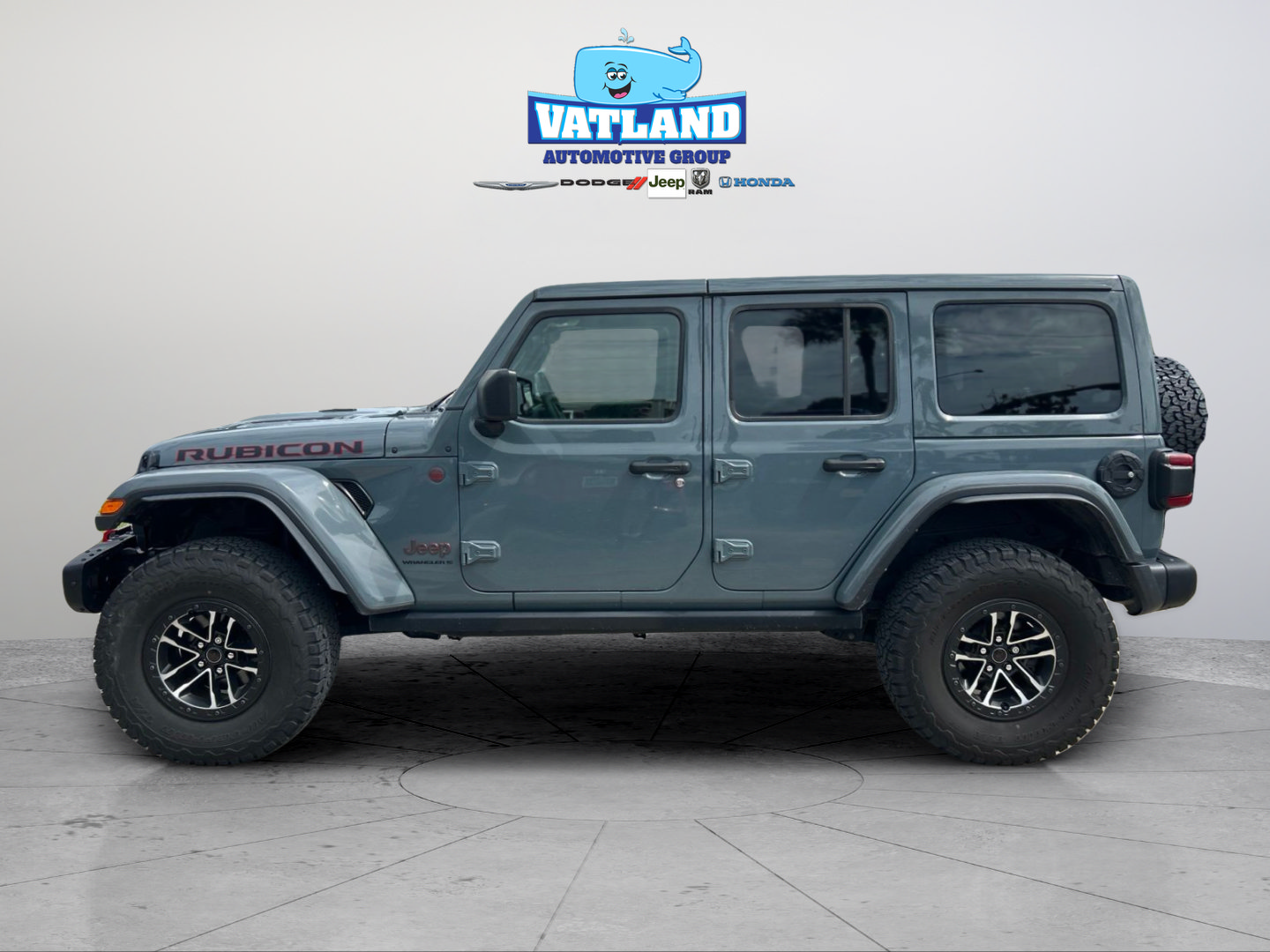 Used 2024 Jeep Wrangler Unlimited Rubicon AWD/4WD image 2