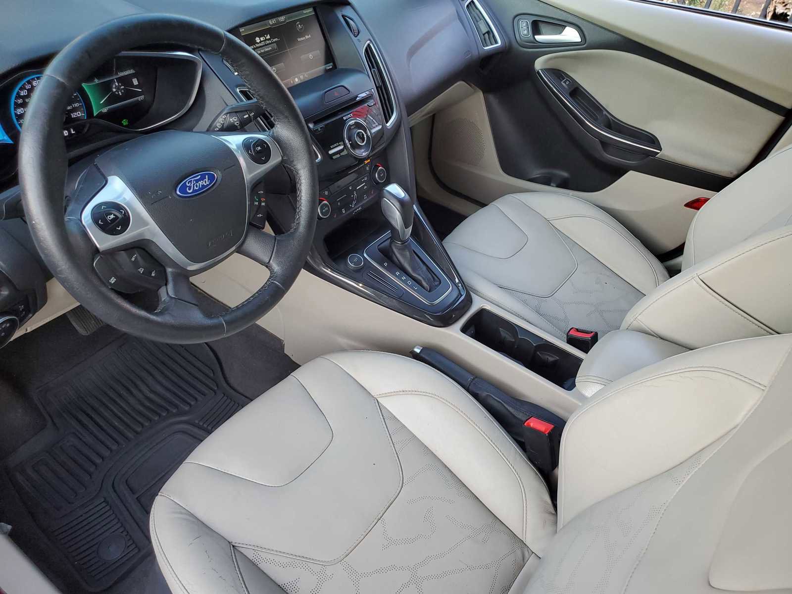 Used 2015 Ford Focus Electric Hatchback image 9