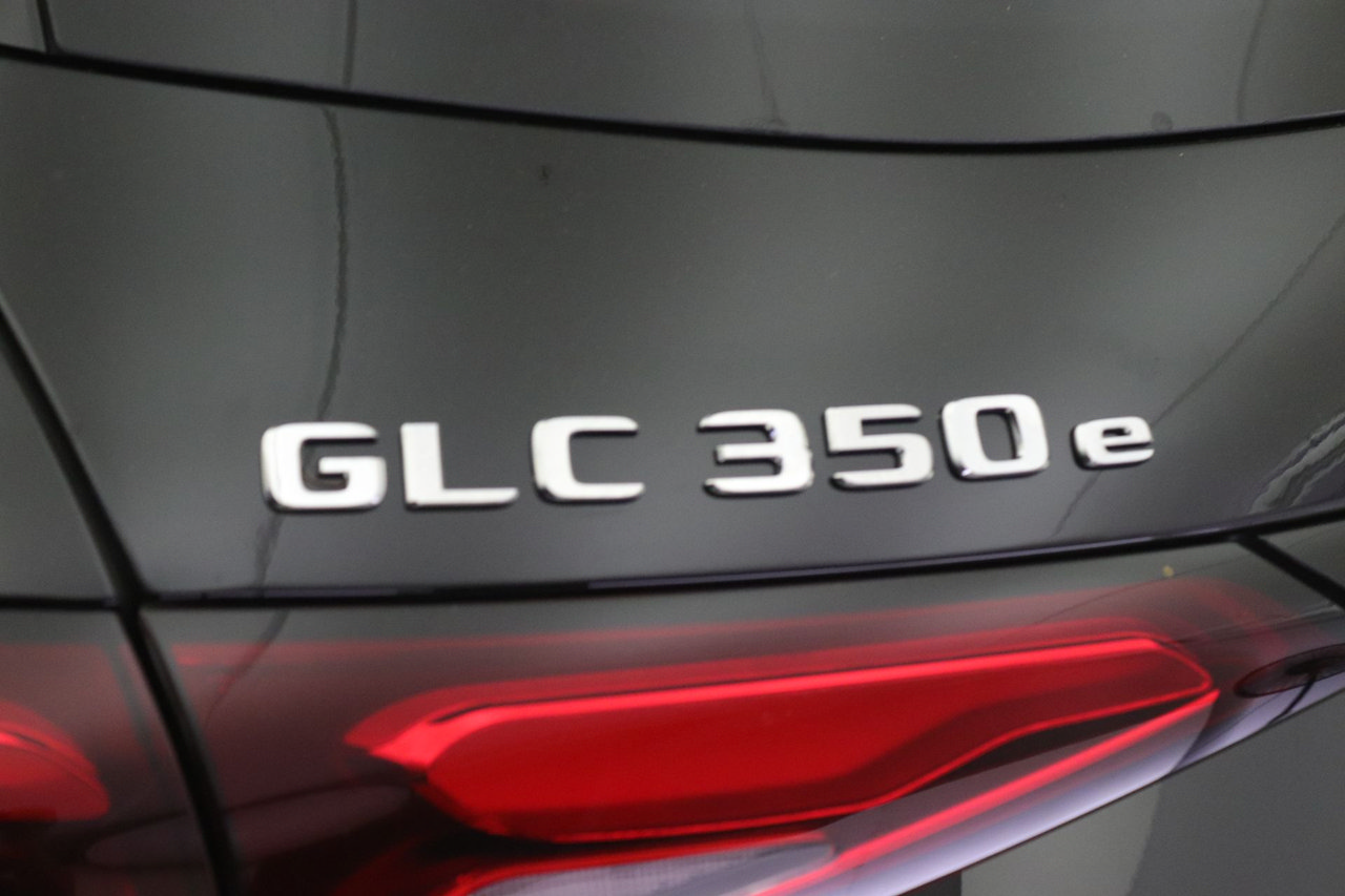 Certified 2025 Mercedes-Benz GLC 350e 4MATIC image 19