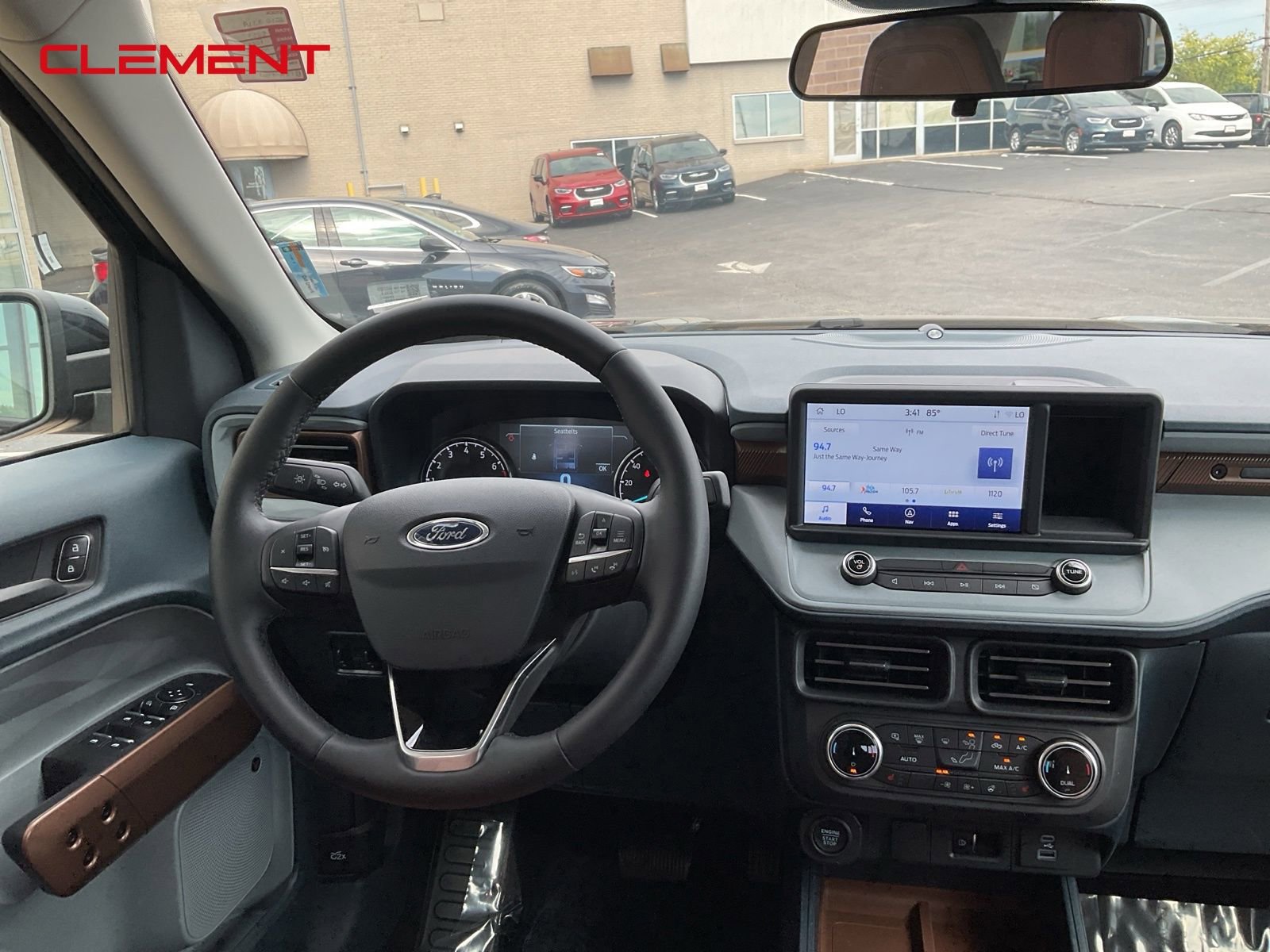 Used 2023 Ford Maverick Lariat w/ Lariat Luxury Package image 18