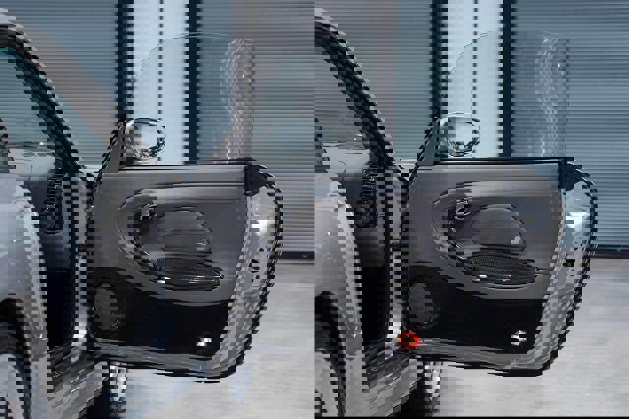 Used 2001 Porsche 911 Turbo image 34