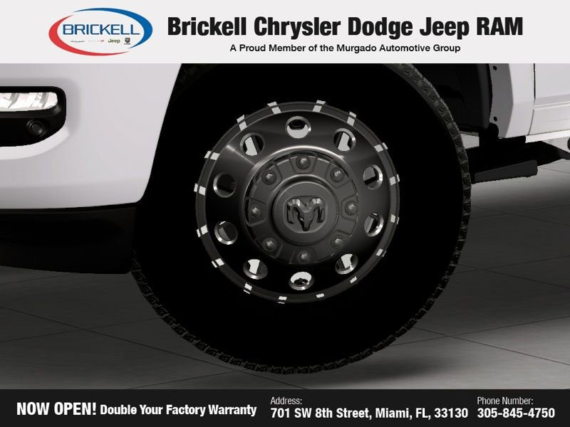 New 2026 RAM 3500 Limited w/ Max Tow Package image 10