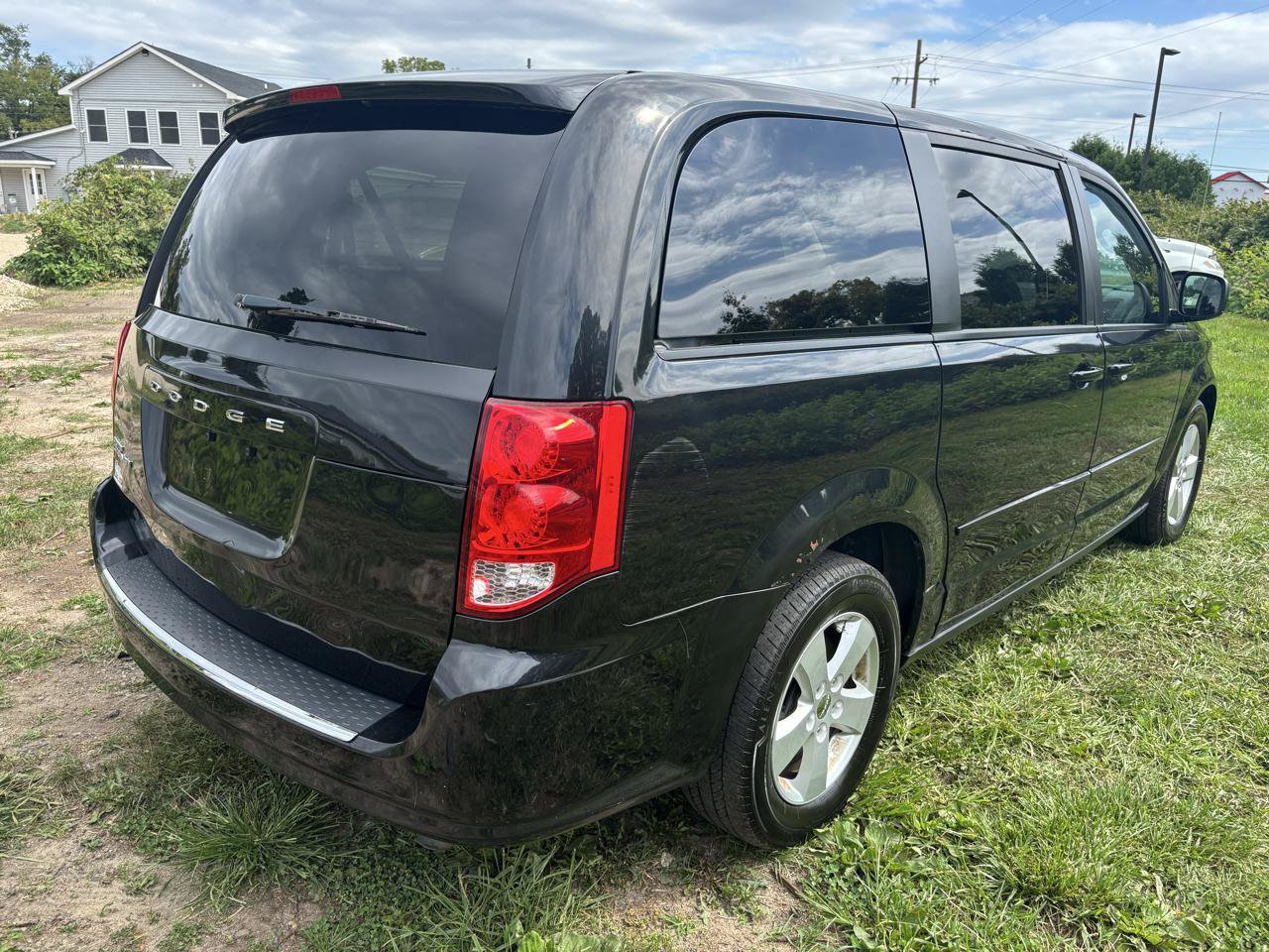 Used 2013 Dodge Grand Caravan SE FWD image 5