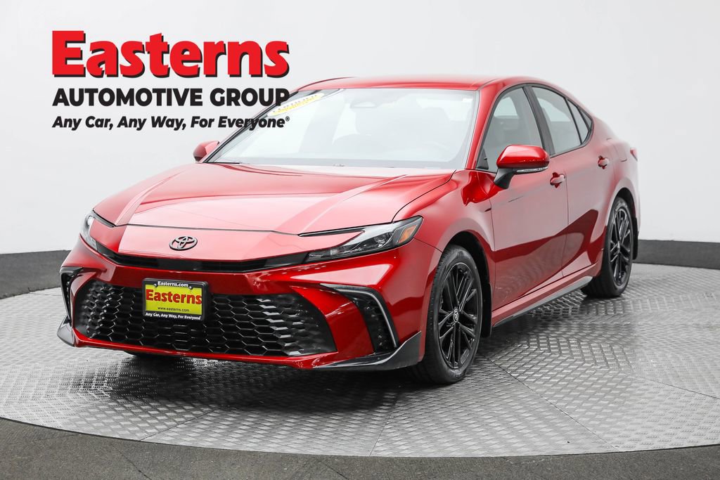 Used 2025 Toyota Camry SE w/ Convenience Package AWD/4WD image 1