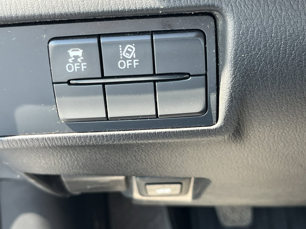 Used 2020 MAZDA MX-5 Miata Grand Touring image 10