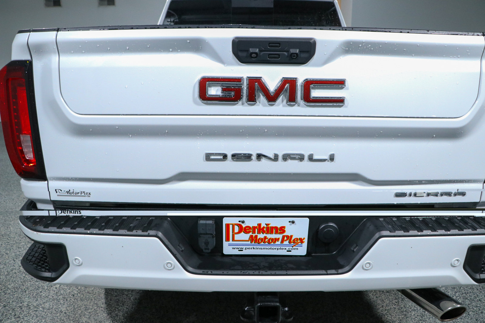 Used 2022 GMC Sierra 2500 Denali w/ Snow Plow Prep/Camper Package AWD/4WD image 8