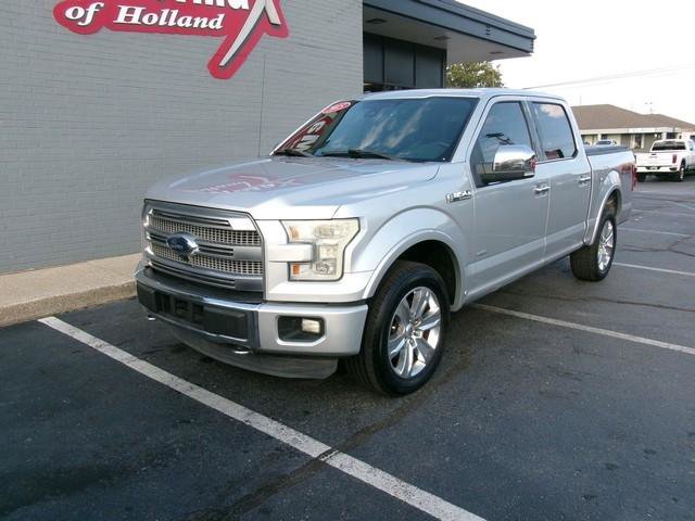 Used 2015 Ford F150 Platinum w/ Equipment Group 701A Luxury AWD/4WD image 3