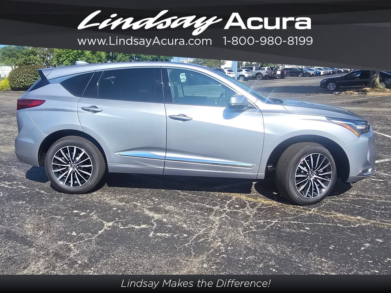 New 2026 Acura RDX w/ Advance Package AWD/4WD image 3