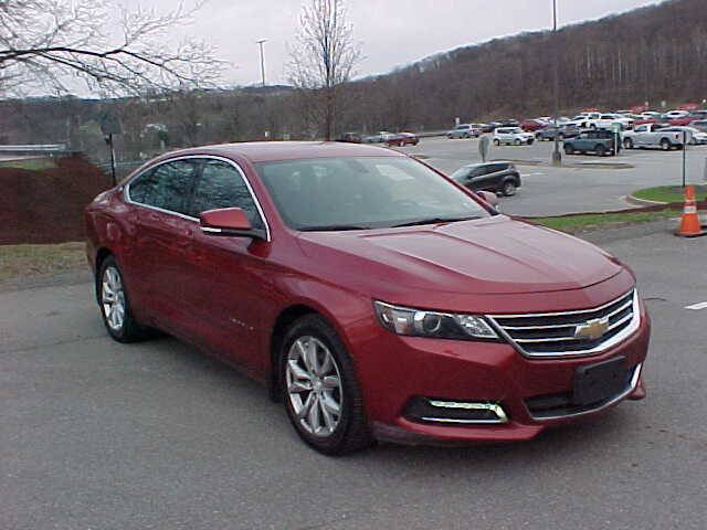 Used 2020 Chevrolet Impala LT w/ LT Convenience Package FWD image 3