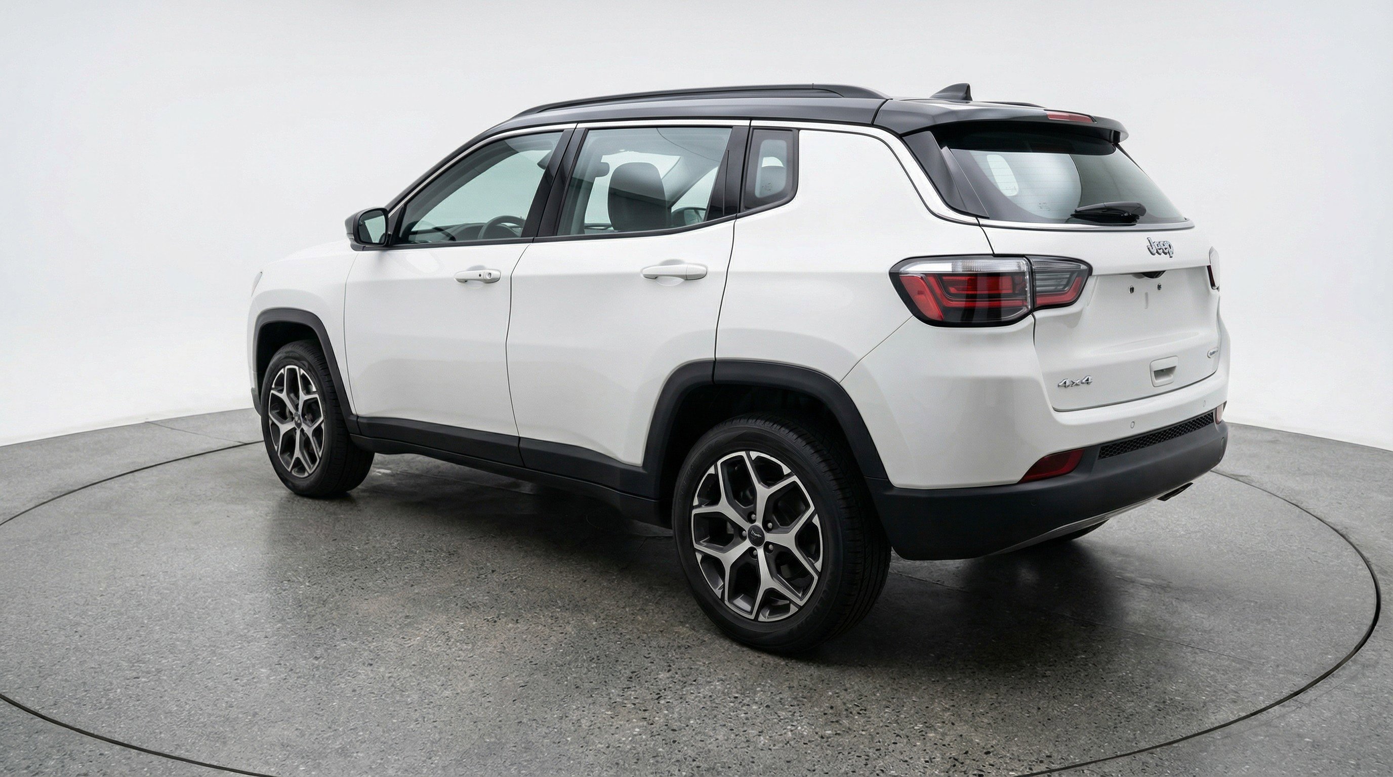 Used 2025 Jeep Compass Limited AWD/4WD image 6