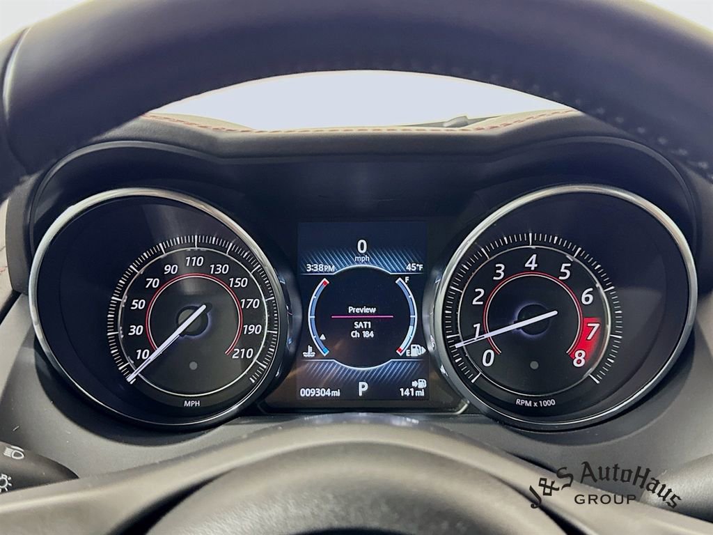 Used 2016 Jaguar F-TYPE R image 15