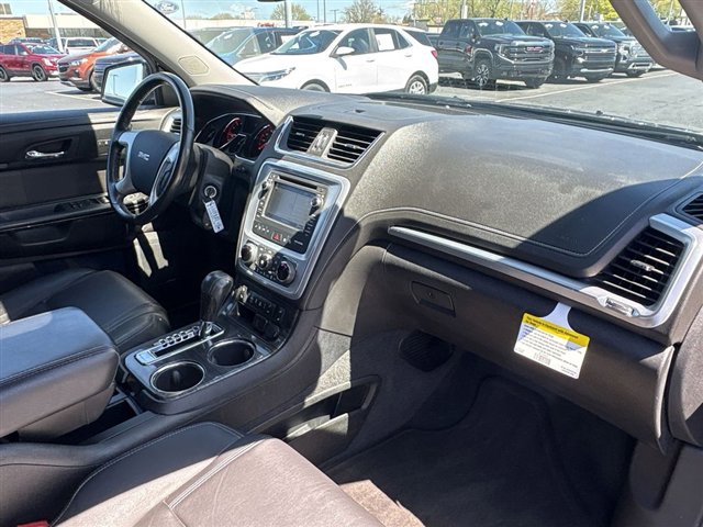 Used 2017 GMC Acadia Limited SLT image 28