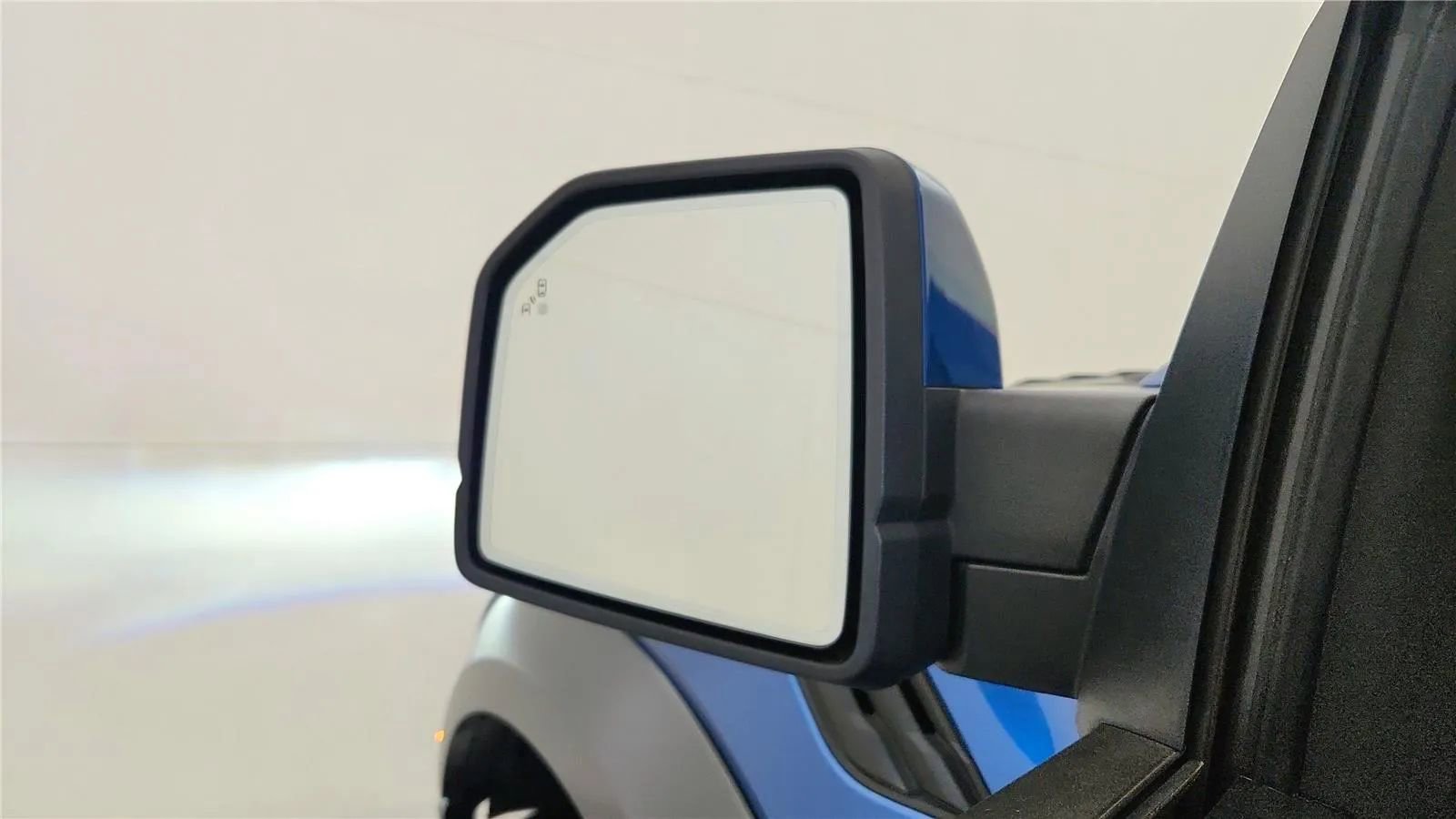 Used 2019 Ford F150 Raptor w/ Equipment Group 802A Luxury image 29