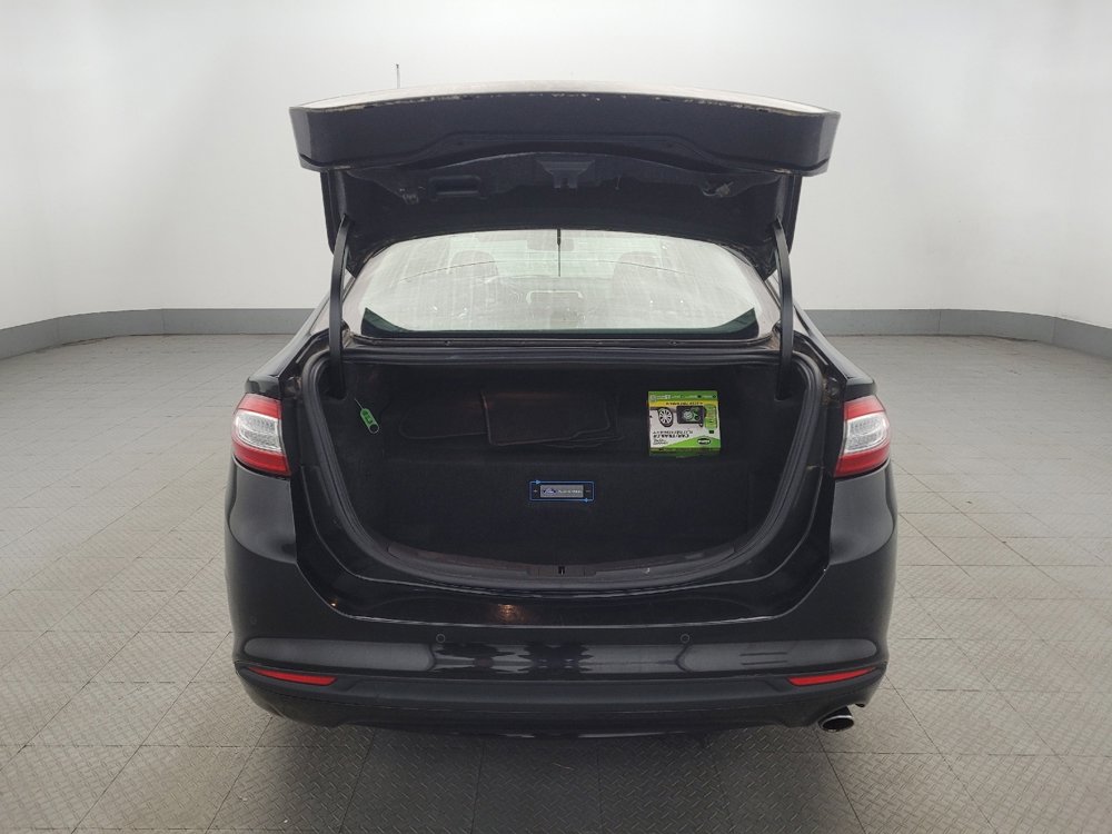Used 2013 Ford Fusion Energi SE FWD image 29