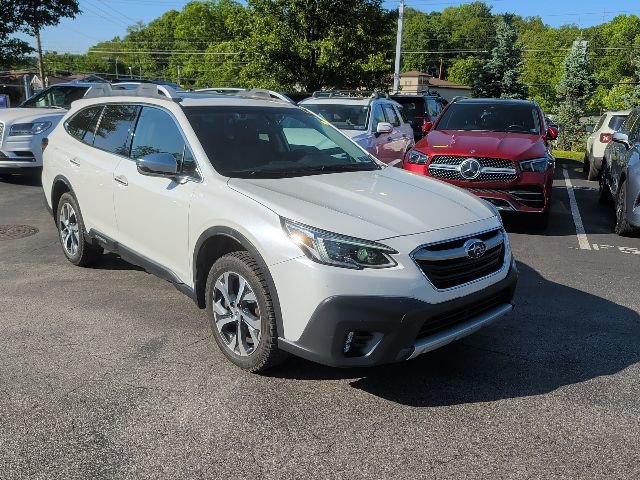 Used 2020 Subaru Outback Touring XT AWD/4WD image 3