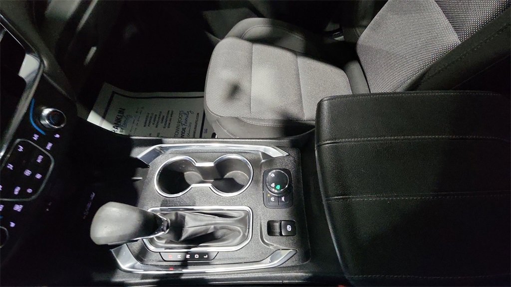 Used 2023 Chevrolet Traverse LT image 25