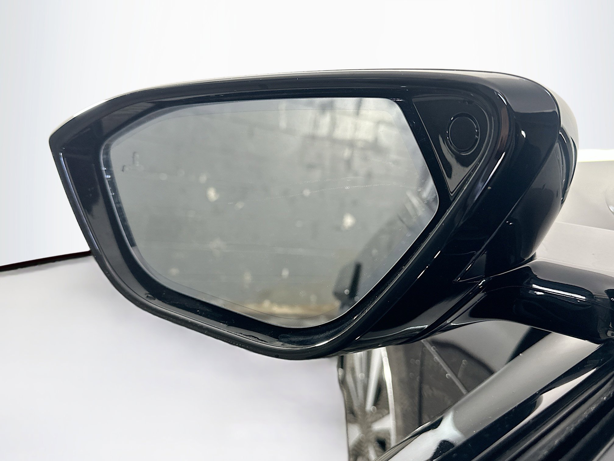 Used 2023 Lucid Air Pure AWD/4WD image 16