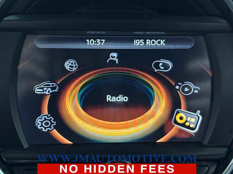 Used 2015 MINI Cooper 4-Door Hardtop image 22