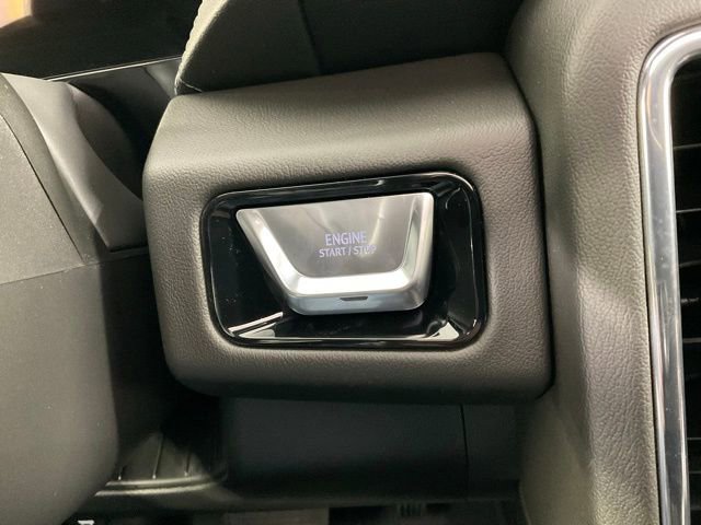 New 2026 GMC Yukon Denali w/ Denali Reserve Package image 17