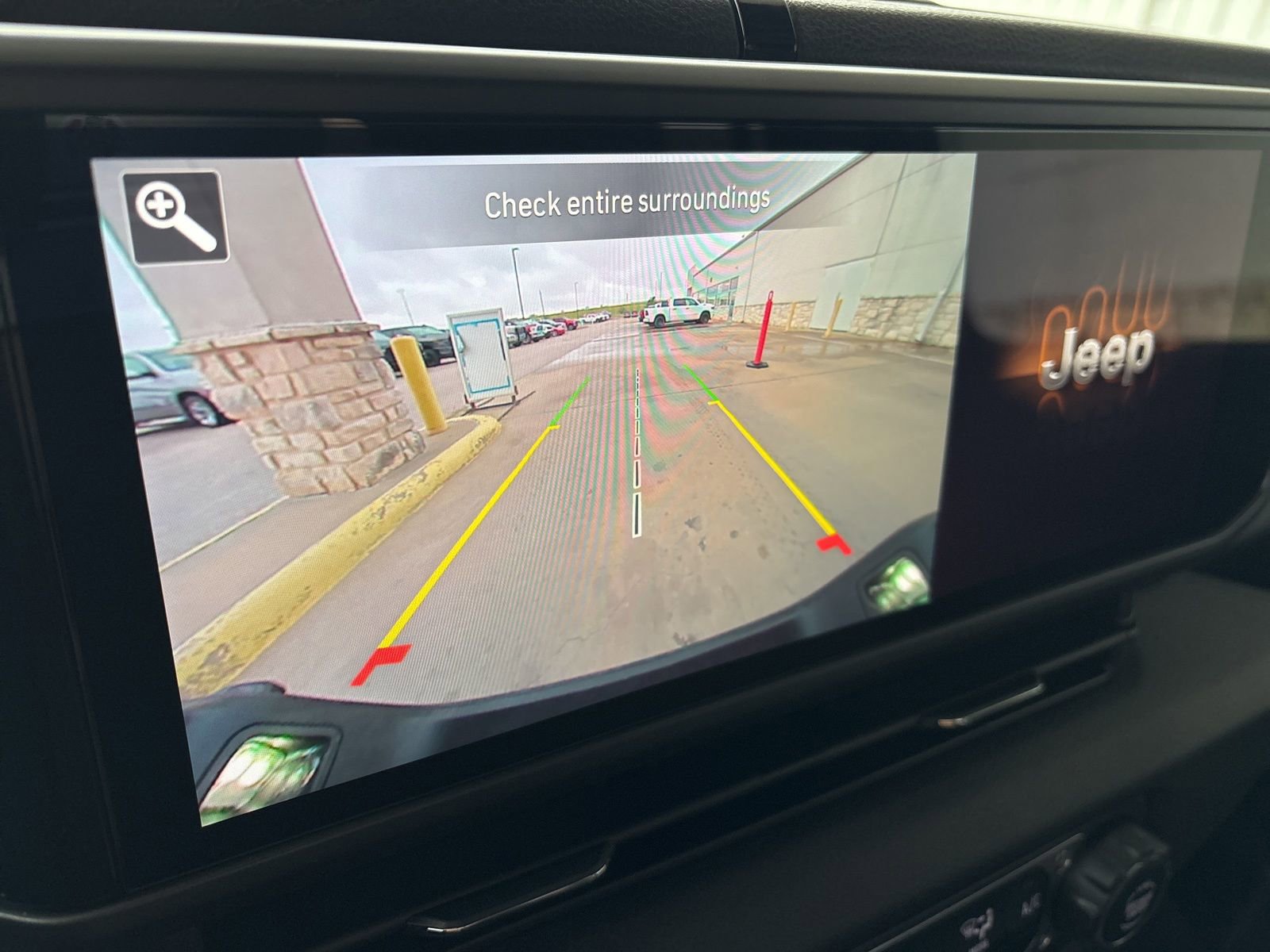 New 2025 Jeep Gladiator Willys image 17