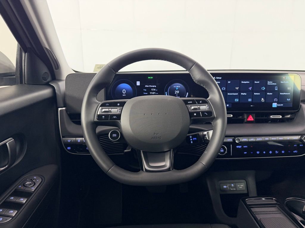 Used 2025 Hyundai Ioniq 5 SEL image 20