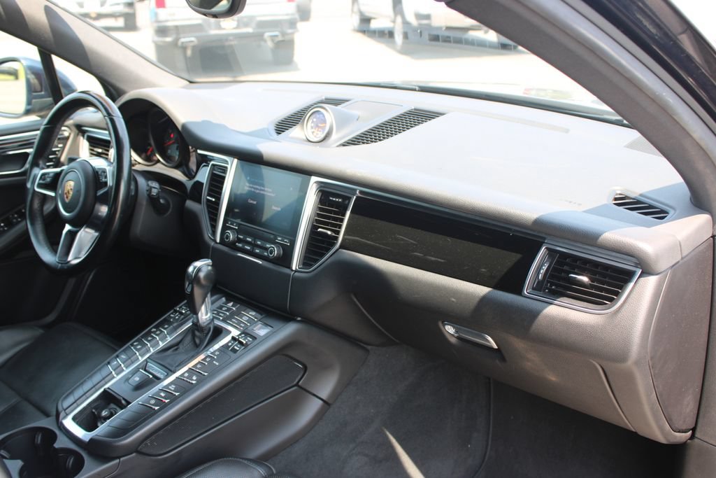 Used 2018 Porsche Macan S AWD/4WD image 29