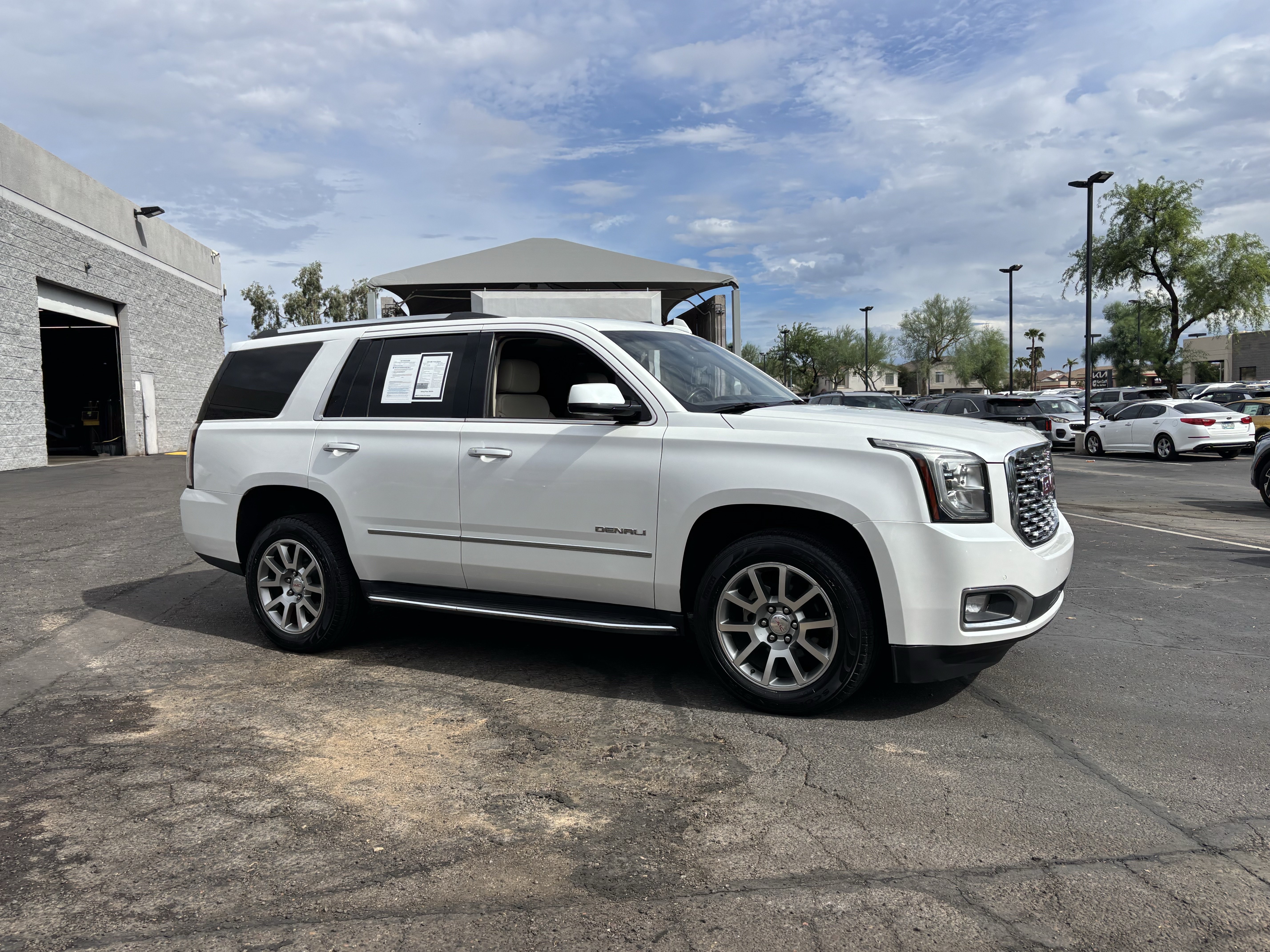 Used 2018 GMC Yukon Denali w/ Open Road Package AWD/4WD image 31