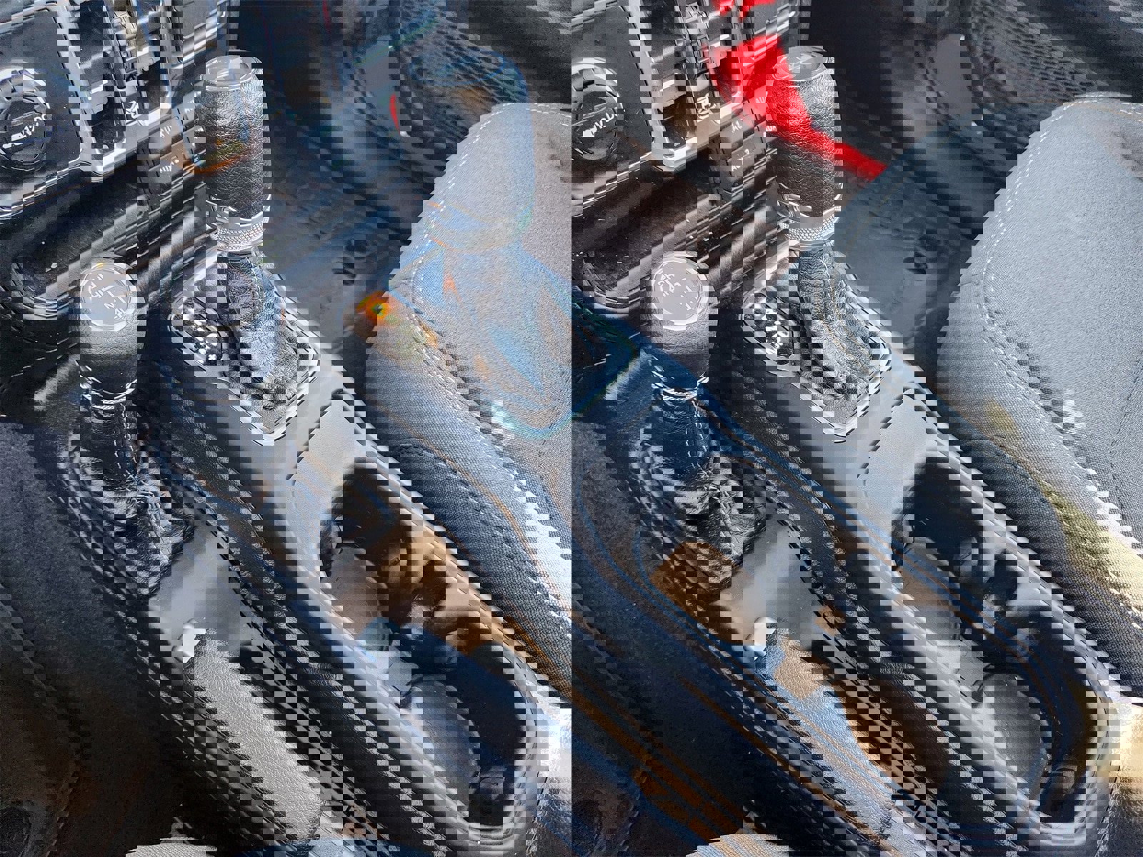 Used 2024 Jeep Wrangler Sport image 19