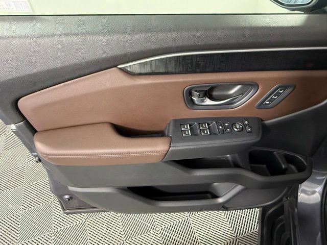 Used 2024 Honda Pilot Elite image 15