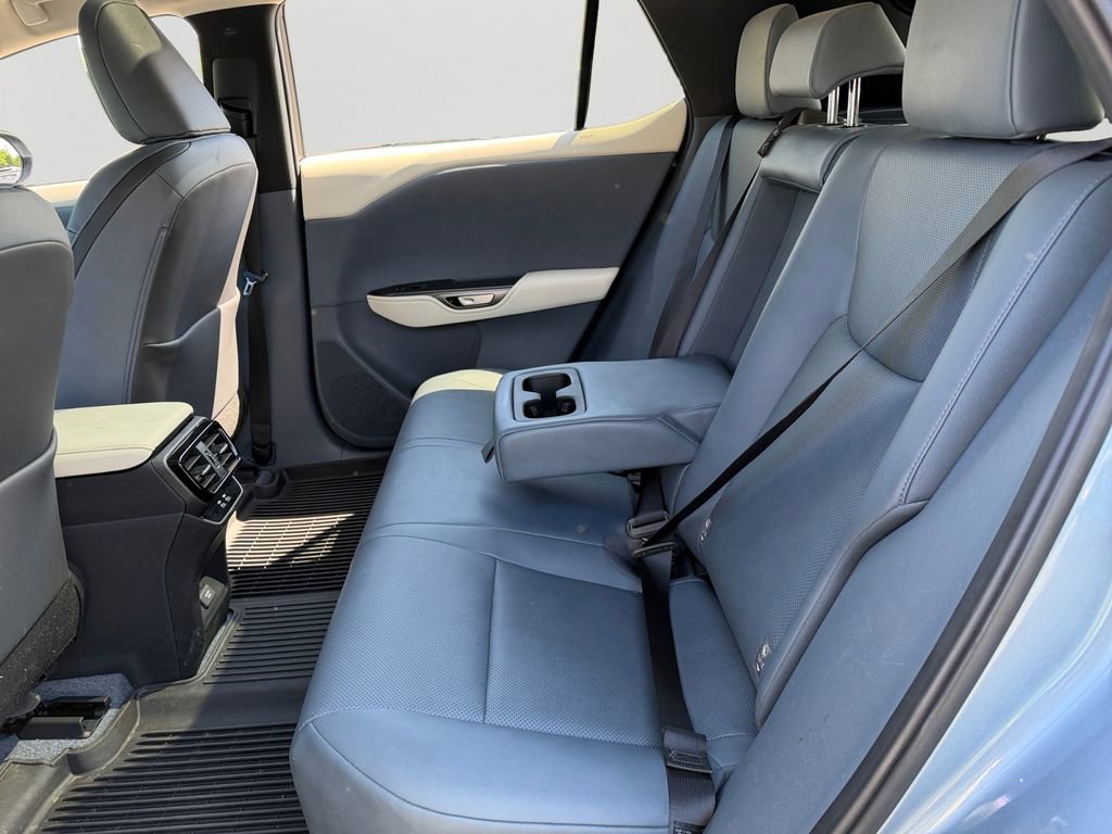 Certified 2025 Lexus RZ 300e w/ Accessory Package (2T) FWD image 11