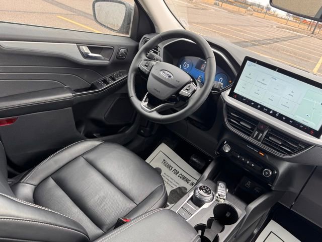 Used 2025 Ford Escape Platinum AWD/4WD image 13
