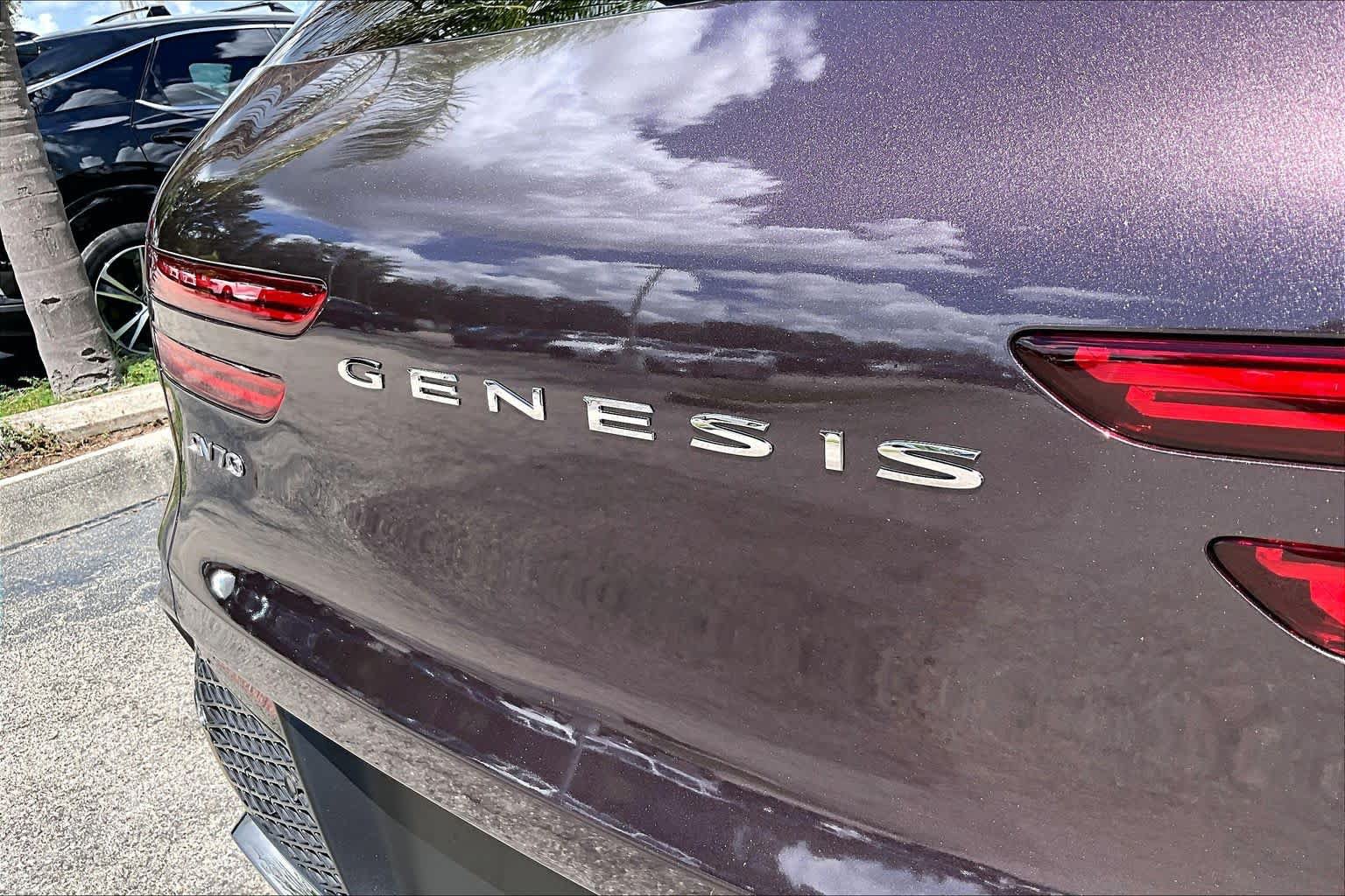 Used 2022 Genesis GV70 2.5T w/ Advanced Package AWD/4WD image 31