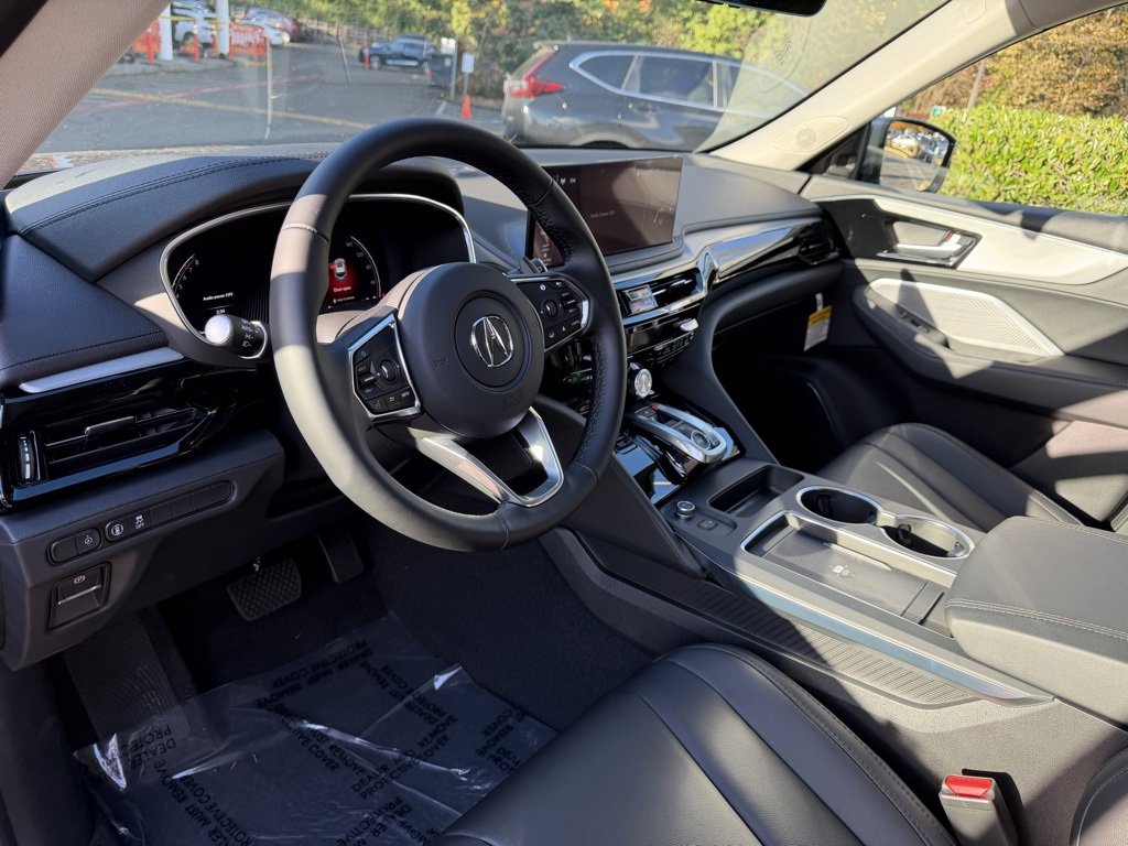 New 2026 Acura MDX SH-AWD image 15