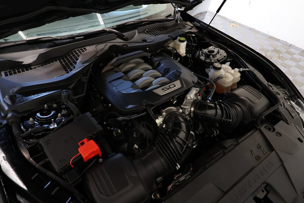Used 2024 Ford Mustang GT RWD image 32