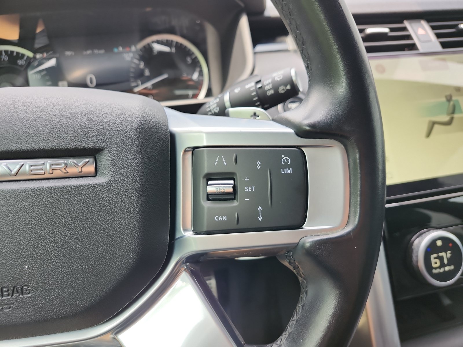 Used 2023 Land Rover Discovery S R-Dynamic AWD/4WD image 19