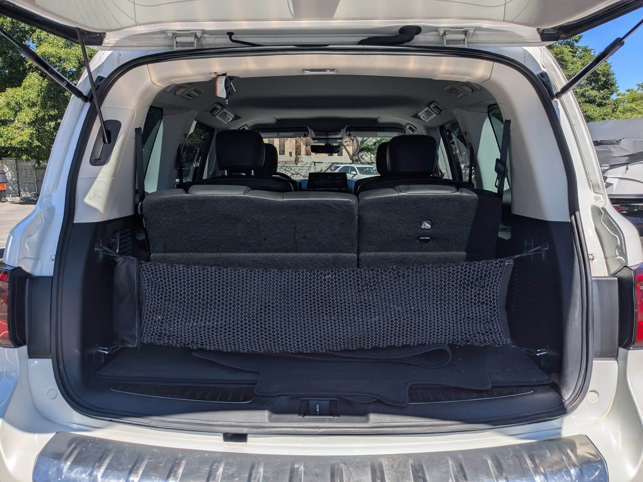 Used 2023 INFINITI QX80 Premium Select w/ Cargo Package AWD/4WD image 36