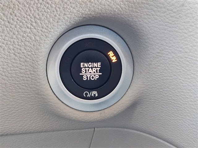 Used 2020 Chrysler Pacifica Limited image 22