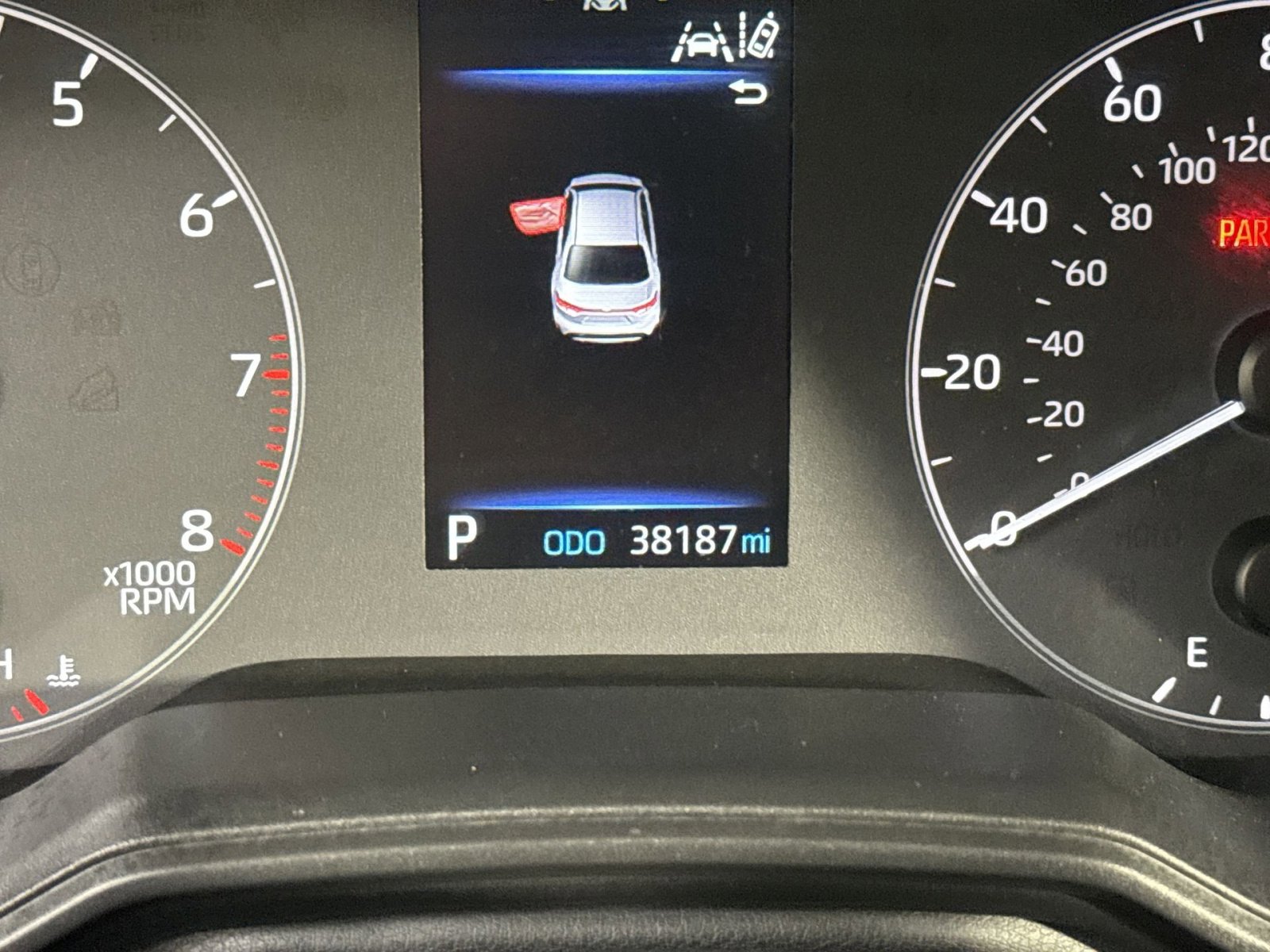 Used 2023 Toyota Corolla LE image 21