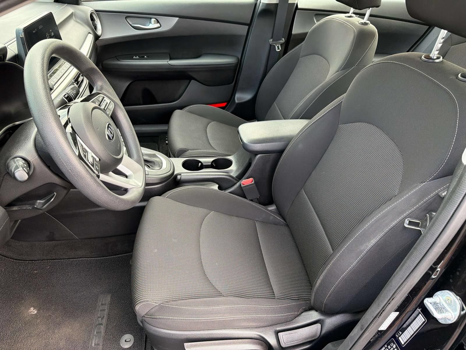 Used 2021 Kia Forte LXS FWD image 27