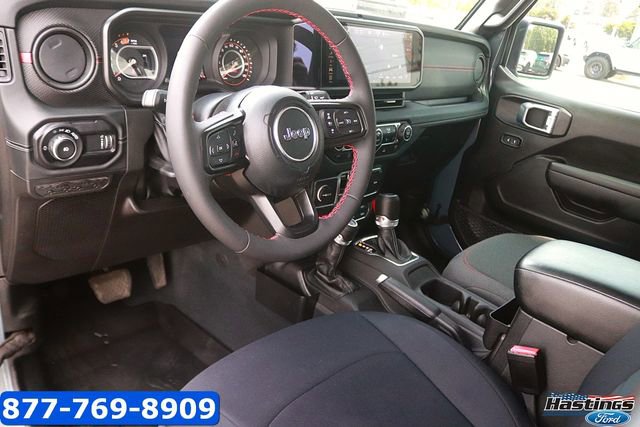 Used 2024 Jeep Wrangler Unlimited Rubicon w/ XTREMEE 35" Tire Package AWD/4WD image 13