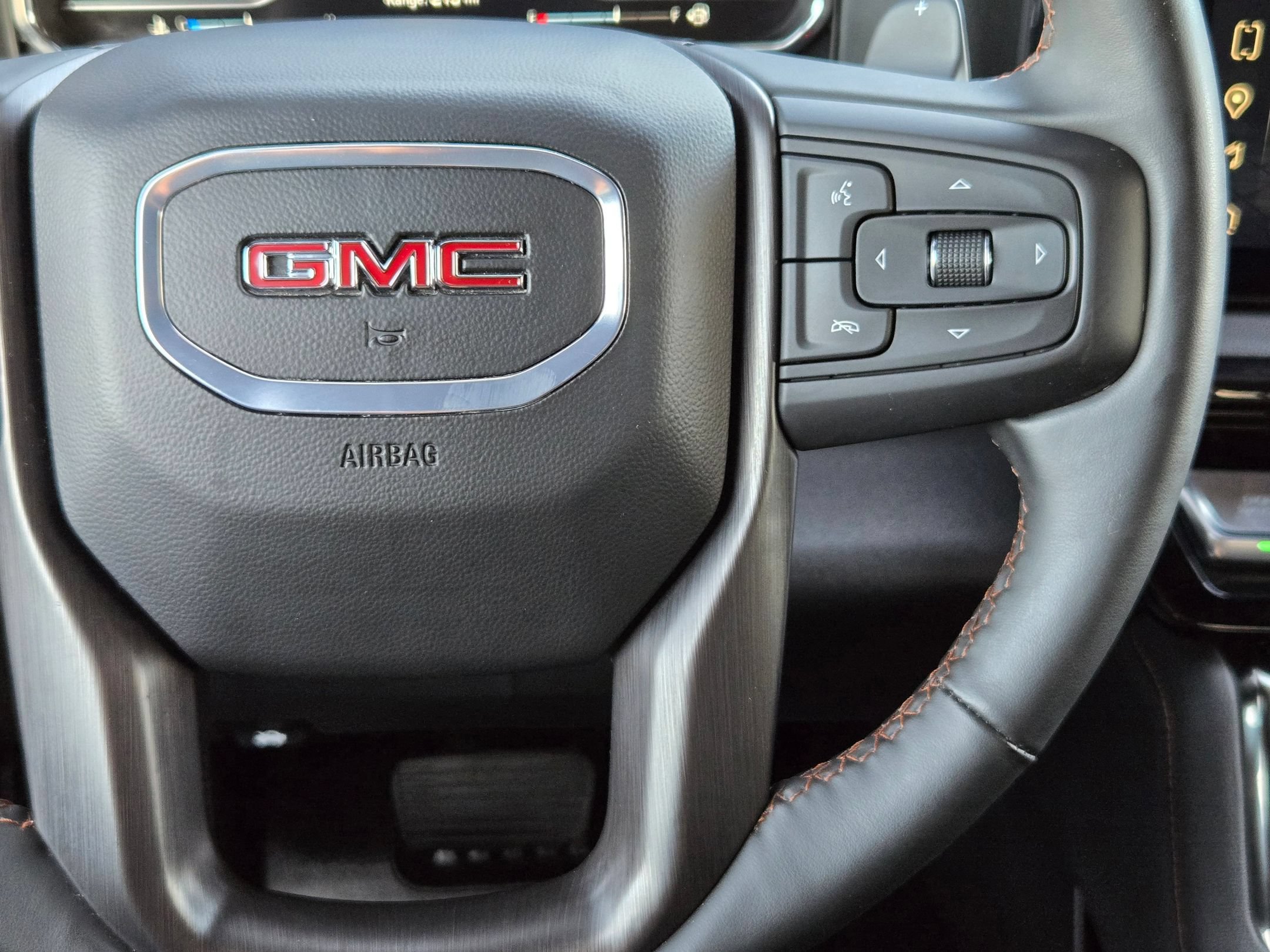 Used 2024 GMC Sierra 1500 AT4 w/ Technology Package AWD/4WD image 22